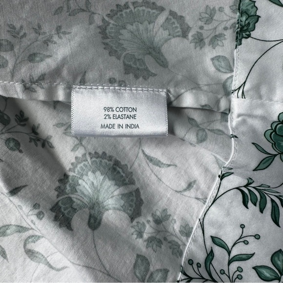 Floral Green and White Midi Dress - Picture 9 of 13